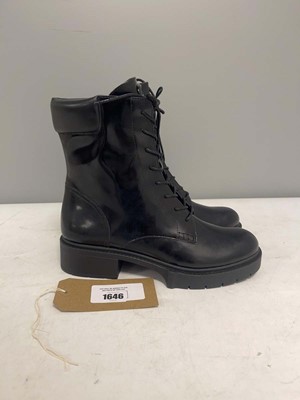 Lot Coach New York EU39.5 black patent boots