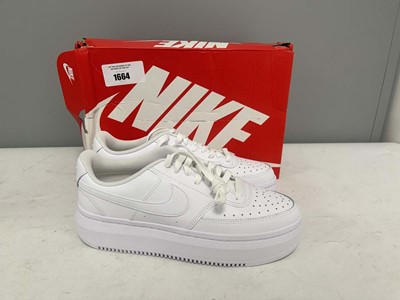 Lot Nike UK8 court vision alta UK8 - boxed