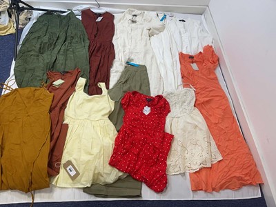 Lot 3797 - NoBody's Child clothing