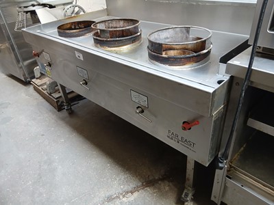 Lot 323 - 147cm gas Far East 3-burner Wok Style cooker