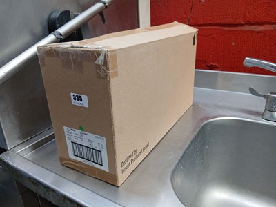 Lot 335 - 6 boxes of 3 Strahl blue pitchers