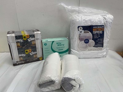 Lot 3681 - Single mattress topper, 2 memory foam pillows,...