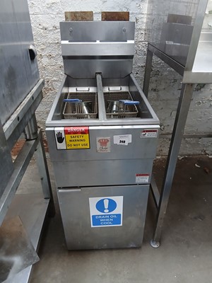 Lot 348 - 40cm gas Chefs Range twin tank fryer with 2...