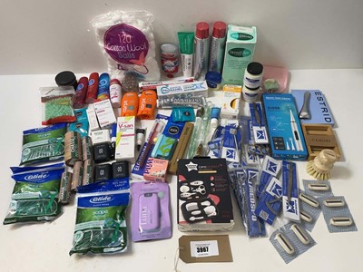 Lot 3967 - Medical and dental items, Sensodyne, Oral B,...