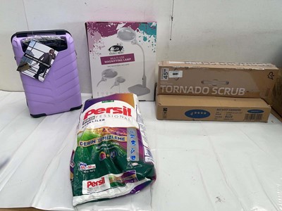 Lot 3691 - 10kg Persil washing powder, box MD Vest...