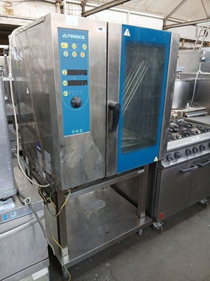 Lot 469 - 90cm gas Alpeninos 10 grid combination oven on...
