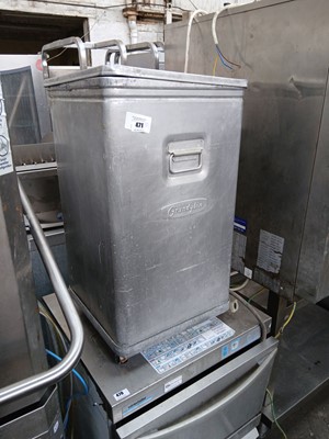 Lot 471 - Large Grundy Bin ingredients bin with lid