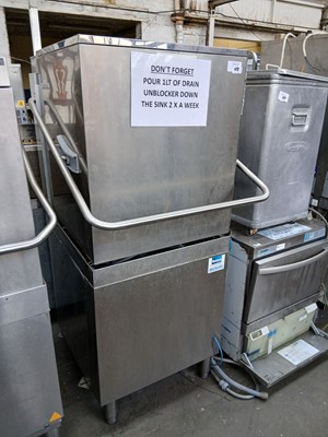 Lot 472 - 67cm CaterWash lift-top pass-through dishwasher