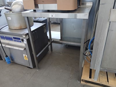 Lot 487 - 75cm stainless steel preparation table