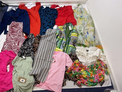 Lot 3900 - Clothing to include Very Collection, Dorothy...