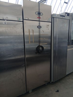 Lot 501 - 60cm Foster Slimline 90 HR381 single door fridge