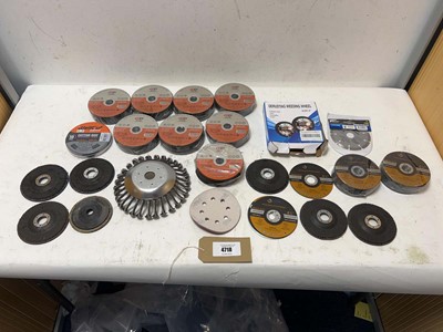 Lot 4718 - Various cutting, grinding and sanding discs
