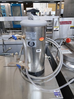 Lot 514 - Water softener