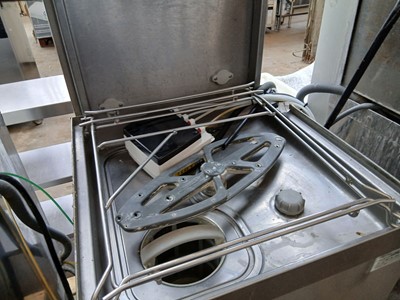 Lot 536 - 62cm Winterhalter PT-M lift top pass through...