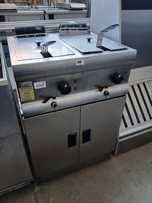 Lot 540 - 60cm Electric Lincat twin tank fryer with 2...