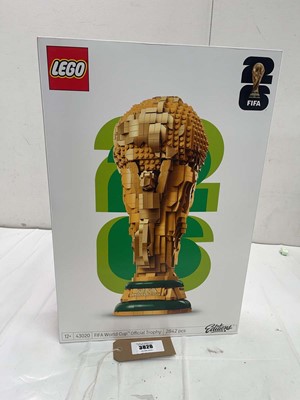 Lot 3826 - Lego FIFA World Cup 'Official Trophy' 43020...