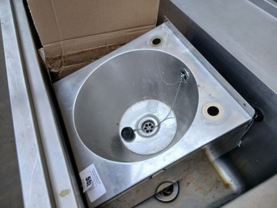 Lot 552 - Stainless steel hand basin