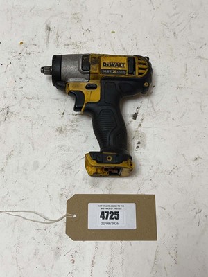 Lot 4725 - DeWalt impact driver with no battery or...