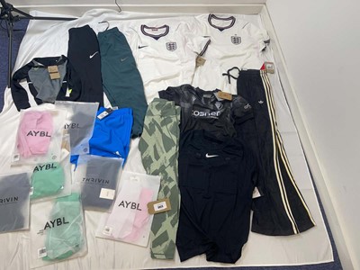 Lot 3923 - Sportswear to include Nike, Thrive, Aybl, etc