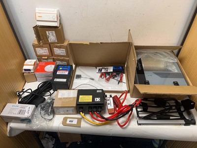 Lot 4727 - Electrical items to include a large floodlight,...