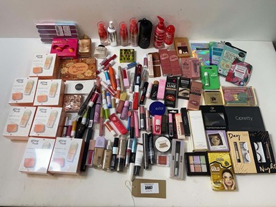 Lot 3987 - Selection of cosmetics including Loreal,...