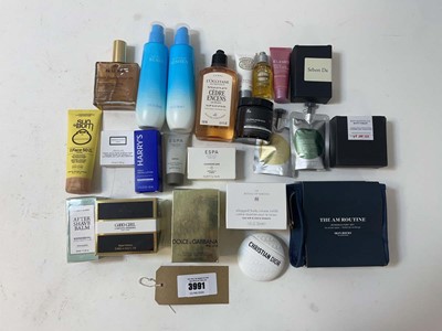 Lot 3991 - Selection of skincare and body care including...
