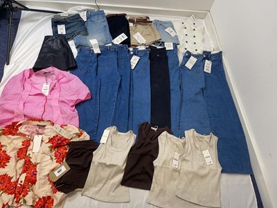 Lot 3937 - Zara & Sister Companies clothing