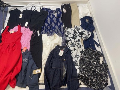 Lot 3946 - Clothing to include Mango, Apricot, Wallis,...