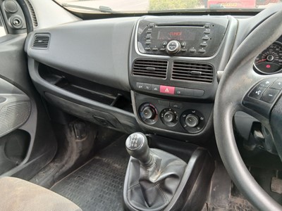 Lot 4001 - (SN68 HHL) 2018 Fiat Doblo Cargo Maxi 16v...