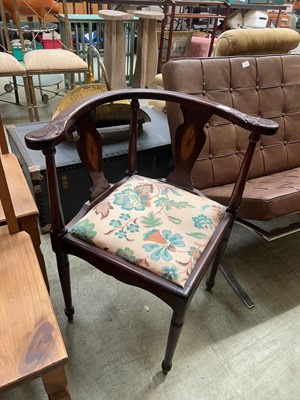 Lot 77 - An Edwardian mahogany and strung corner chair...