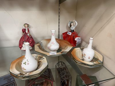 Lot 346 - An assortment of decorative ceramic ware to...