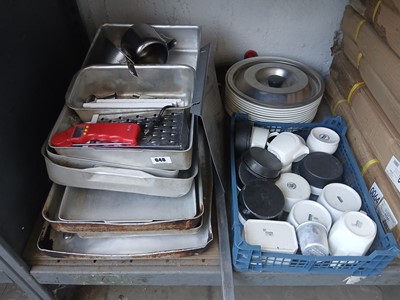 Lot 648 - Misc. lot of oven dishes, baking trays, plates...