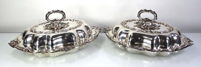 Lot 226 - A pair of Edwardian silver entree dishes of...