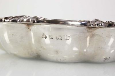 Lot 226 - A pair of Edwardian silver entree dishes of...