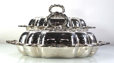 Lot 226 - A pair of Edwardian silver entree dishes of...