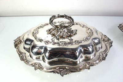 Lot 226 - A pair of Edwardian silver entree dishes of...