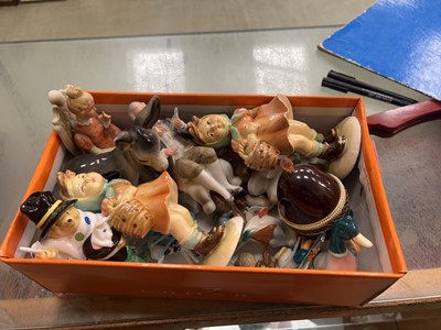 Lot 413 - A shoebox containing an assortment of goods to...