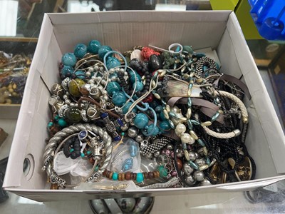 Lot 430 - A box of assorted costume jewellery to include...