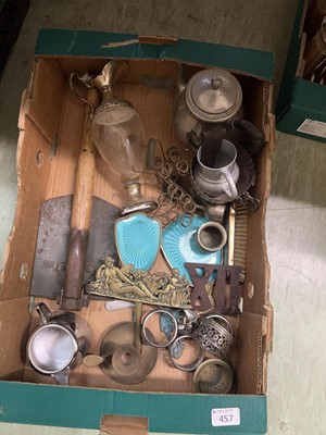 Lot 457 - A tray of various metalwares to include...