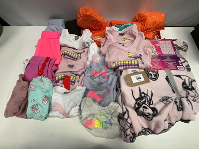Lot 3416 - 18x mixed children's clothing Puma, Disney,...