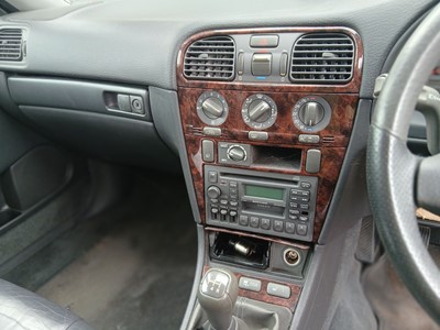 Lot 4006 - (R816 TRH) 1998 Volvo S40 T4 CD 4-door saloon...
