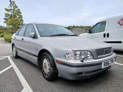 Lot 4006 - (R816 TRH) 1998 Volvo S40 T4 CD 4-door saloon...