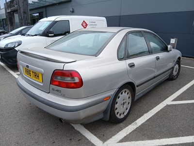 Lot 4006 - (R816 TRH) 1998 Volvo S40 T4 CD 4-door saloon...