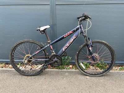 Lot 4059 - Neon RDK mountain bike