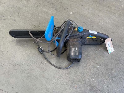 Lot 4105 - Macallister 240v electric chainsaw
