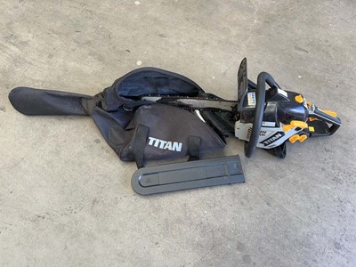 Lot 4106 - Titan petrol chainsaw plus bag