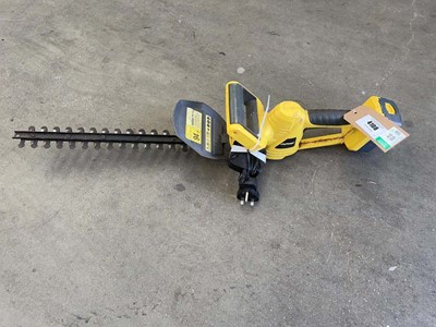 Lot 4108 - Challenge cordless hedge trimmer with battery