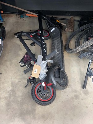 Lot 4120 - 2 Pure folding electric scooters