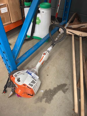 Lot 4126 - Stihl FS40 petrol strimmer