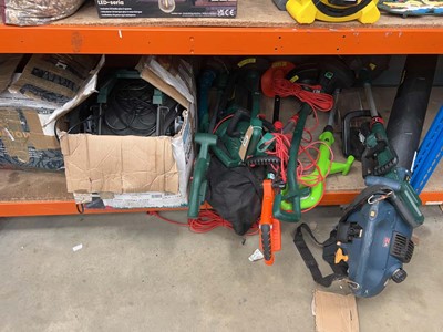 Lot 4144 - 2 Webb lawnmowers plus selection of garden...